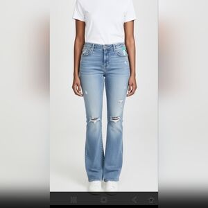 KanCan Women’s Size 16 Light Wash Distressed Flare Jeans Stretch Denim NWT